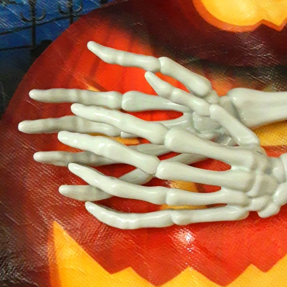 Skeleton Arms & Hands Halloween Party Serving Tongs Food Table Décor One Pair